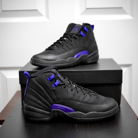 jordan 12 grade school size 6